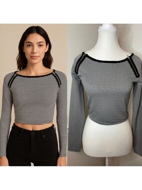 🐈Smart Set Cropped Striped Blouse XS